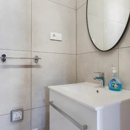 Sarini Dvori By Guide Villa *